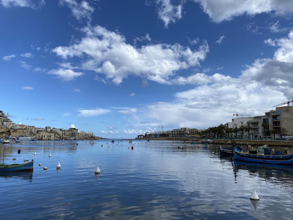 Trendy Seaside Escape 2 Bedroom Penthouse Marsaskala Eksteriør billede